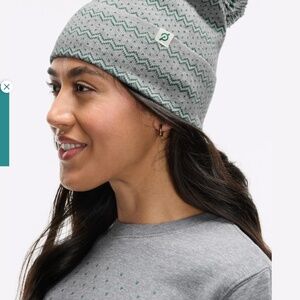 Peloton Holiday Beanie, New w/ Tags, Unisex, One size fits most  FREE SHIPPING!